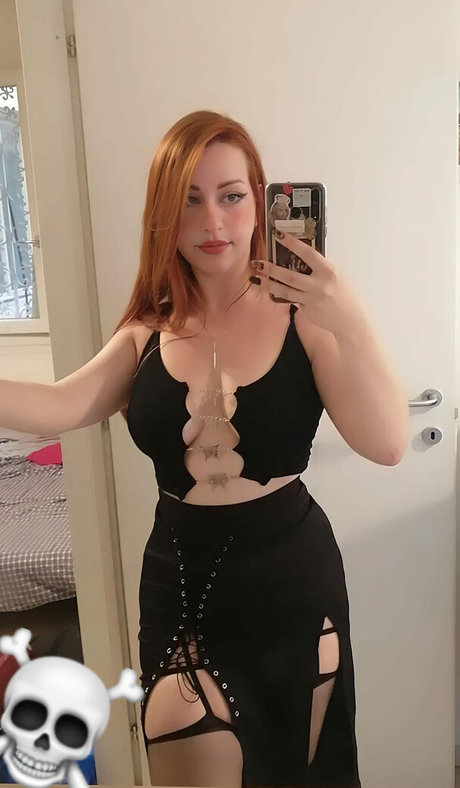 mai nata erotic star picture