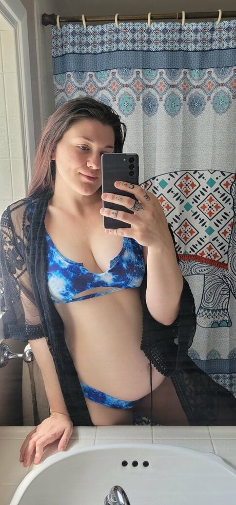 hairy legs onlyfans adult pictures