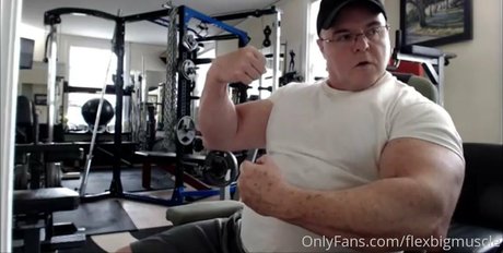 famous onlyfans nudes gallery