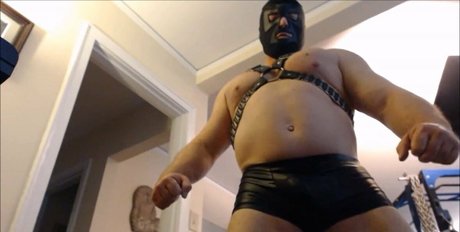 flexbigmuscle erotic actress pics