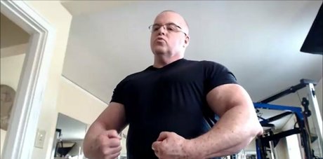 flexbigmuscle sex actress img