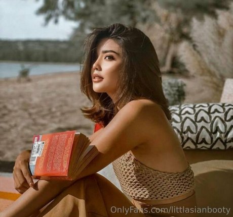 petite19japan sex model image