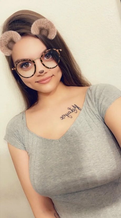 mollymariexo best actress pic