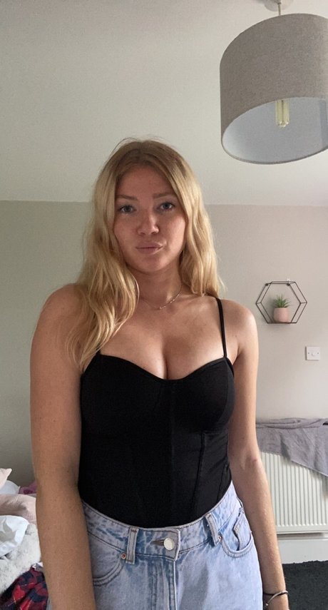 Amanda Jones pornographic star picture