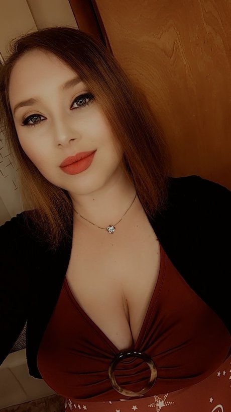 Ameena Knight star photos