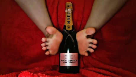 Juicy Charlotte best actress photo