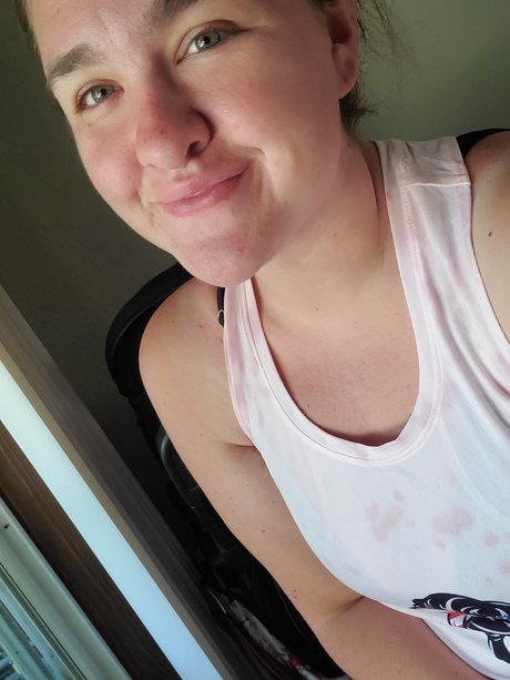 Northern Annie art model pic