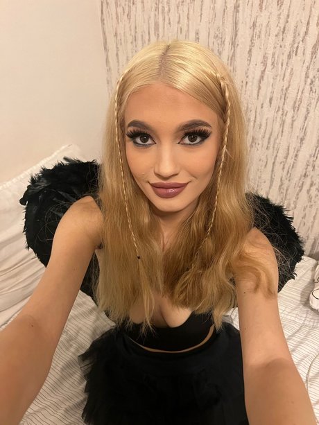 AlexysRosy free star pic