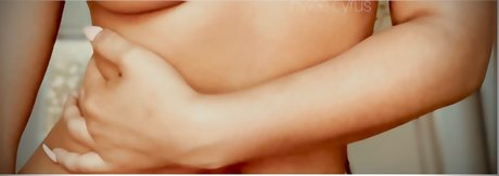 NyleeCyrus perfect model gallery