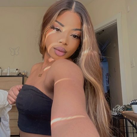 Stella Luxe beautiful model pics