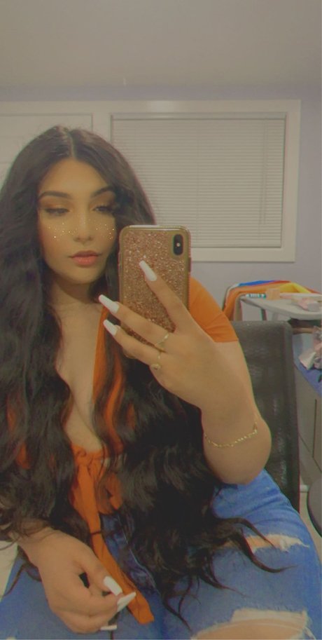 Alexandria Monique pretty star image