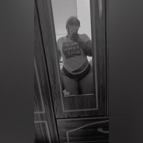 Katalina Alexandra hot model picture