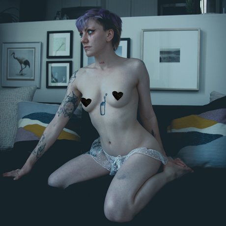 _anah rain_ exclusive star pictures