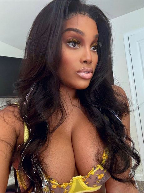 Nyabella nudes actress pic