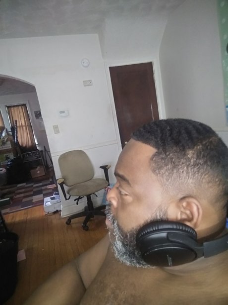 The Gingerbread man adult model pics