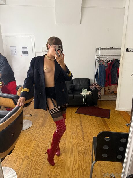 Lele O pretty model pictures