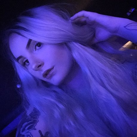 Casey James xxx actress photo