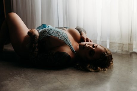 stars onlyfans adult pic