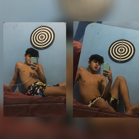 Alex 3 model xxx img