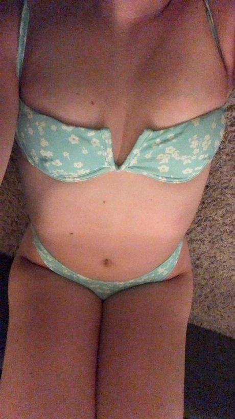 small onlyfans hot sex pic