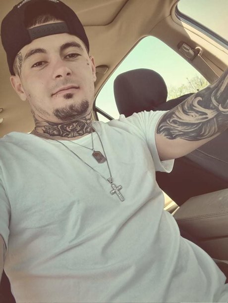 Dillon Lee pretty star pics