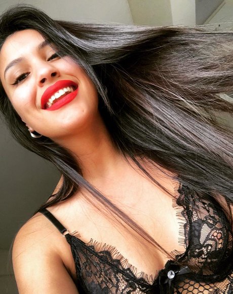 KIM top star picture