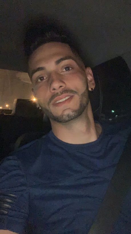 Frank Santana free star img