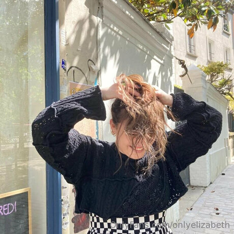 Peachy Eliza_ model photo