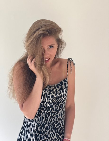 Only Fashion nude actress pictures