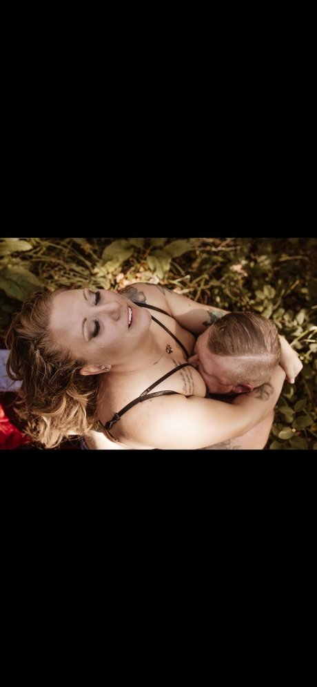 SexyRedhead perfect model pic