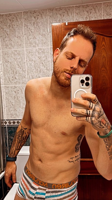 AbrigacaOF art star archive