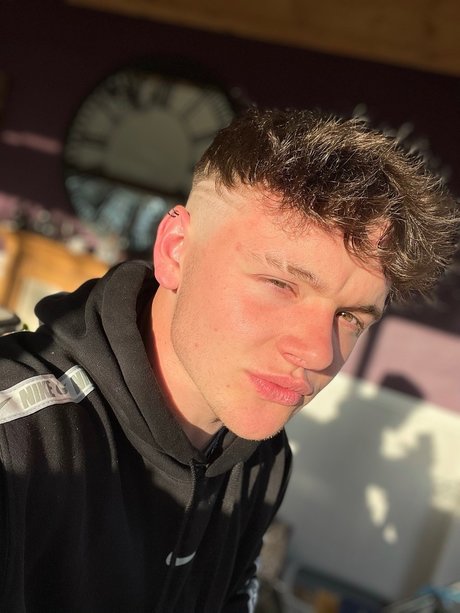 AddsyDaddsy55 nude pornstar images