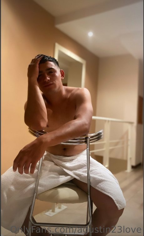 Agusss model porn pic