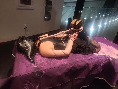 Adelaide Braune star nude galleries