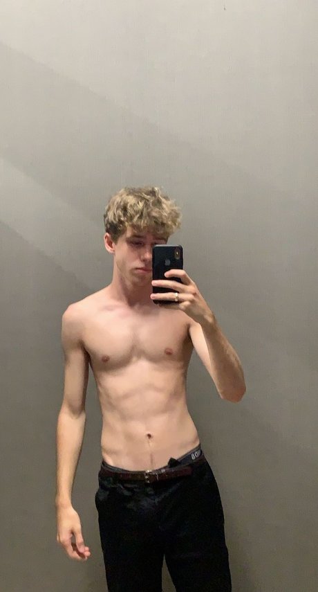 Oliver George Elijah xxx model pictures