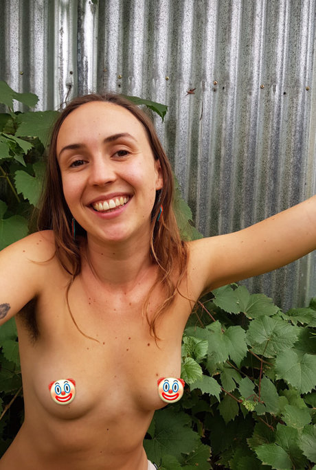 Olive G model images