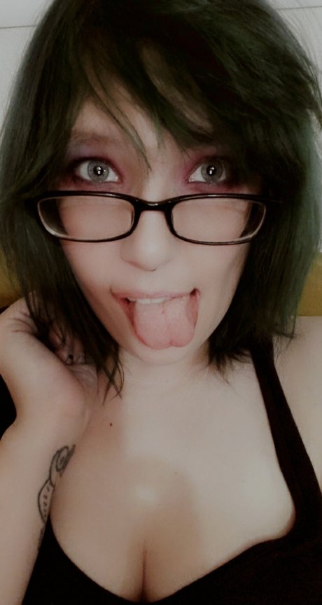 Olga Bogwitch star adult pictures