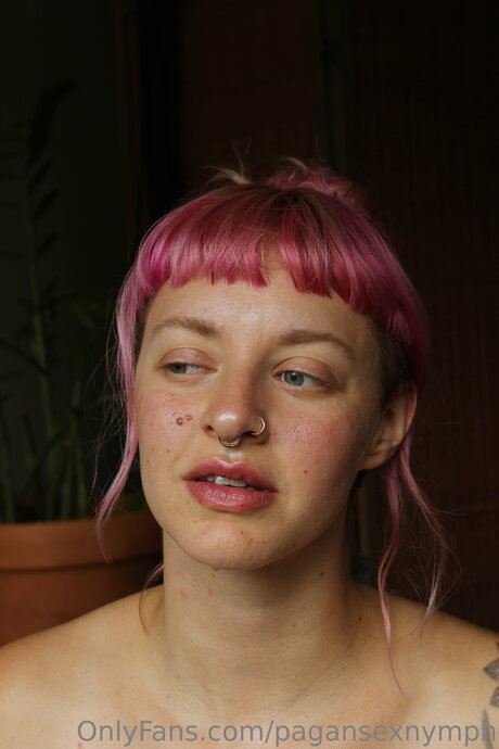 Kitten Nymph sexy star pic