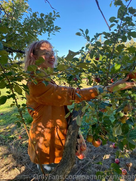 pov asian onlyfans sexy xxx picture