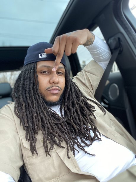 Paddle Shifting B pornstar image