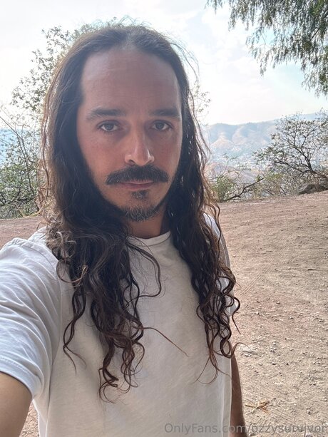 Ozzy Lusth high quality model pics