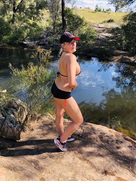 OzMissyKJ_ model nudes pics