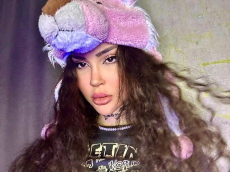 Damla zden high quality model archive