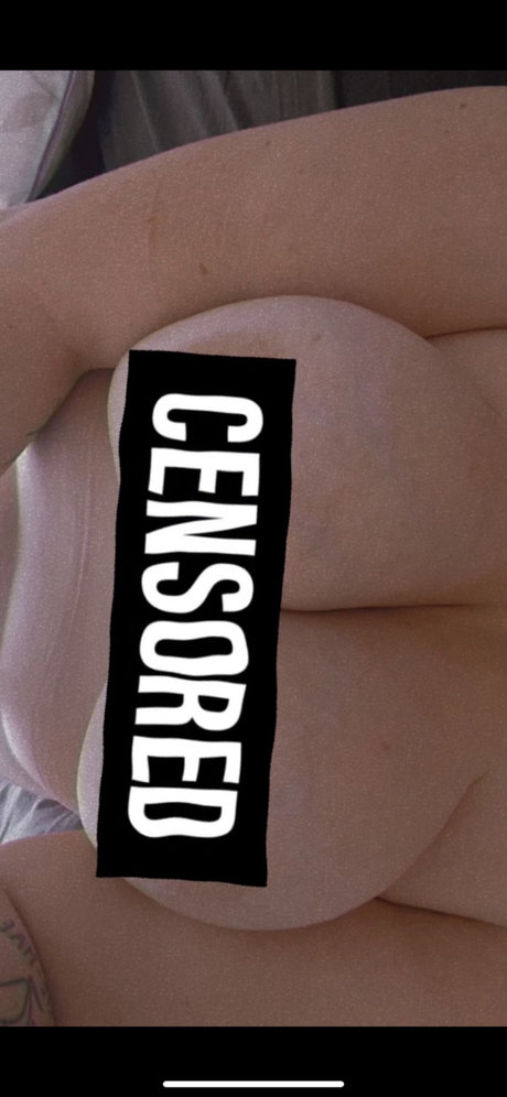 Lesbian Couple naked model galleries