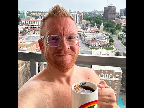 Otter and Bear star art pictures