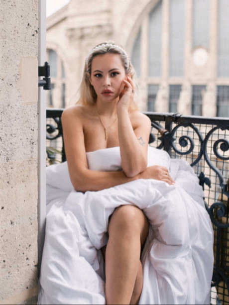 Dolce Ornella free pornstar photo