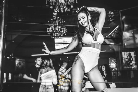 Alicia Bonita hd pornstar photo