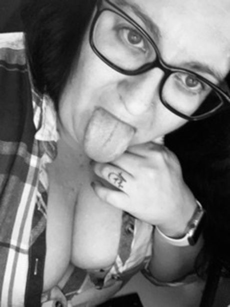 Aleigha model beautiful pics