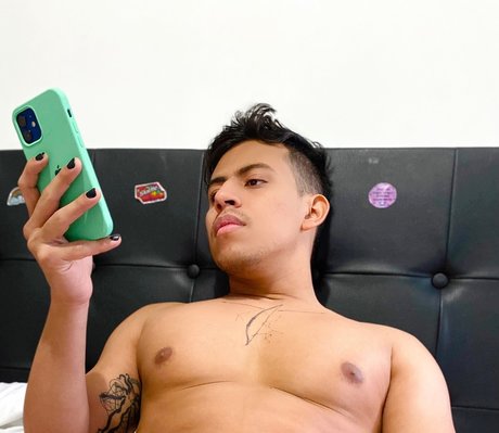 Alejo Acosta model art img