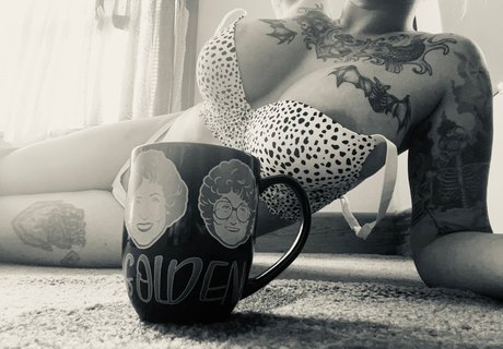 Oona Moon sex star img